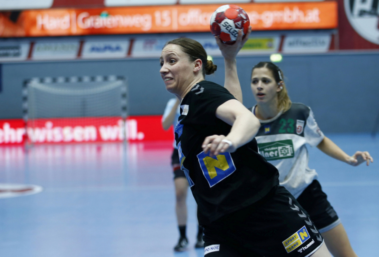#9 Johanna Schindler Hypo Niederösterreich - Copyright Alexandra Köß.jpg-Handball Hypo NÖ