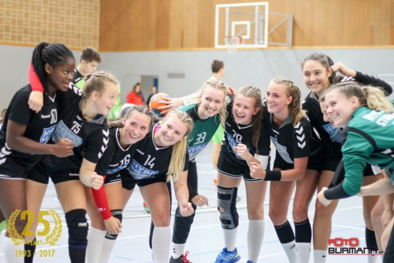 21366697_1502195596525660_4645716289772862371_o.jpg-Handball Hypo NÖ