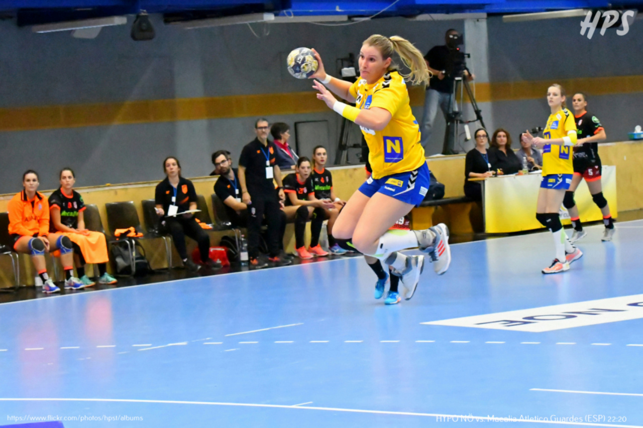 0020186_hypo-vs-macalia_31437186578_o.jpg-Handball Hypo NÖ