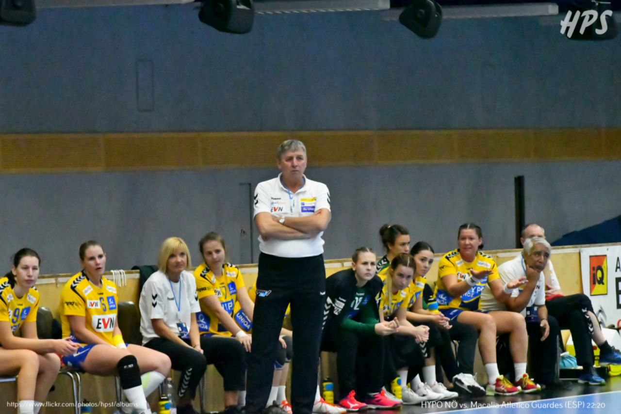 0020288_hypo-vs-macalia_31437214038_o.jpg-Handball Hypo NÖ