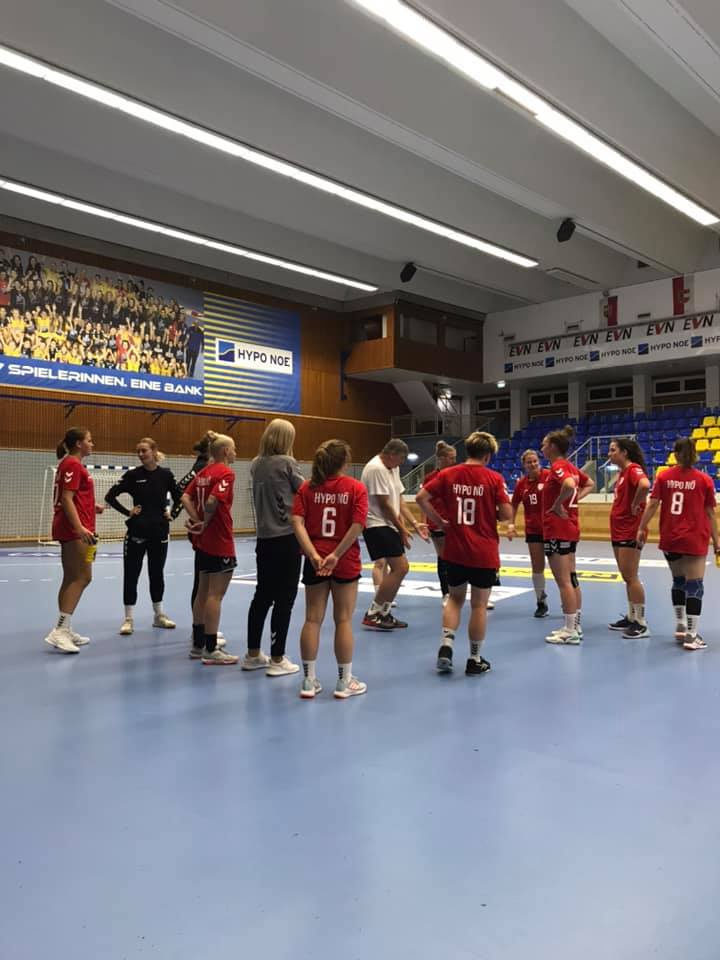 116871584_10157366639346434_1004923938145638332_n.jpg-Handball Hypo NÖ