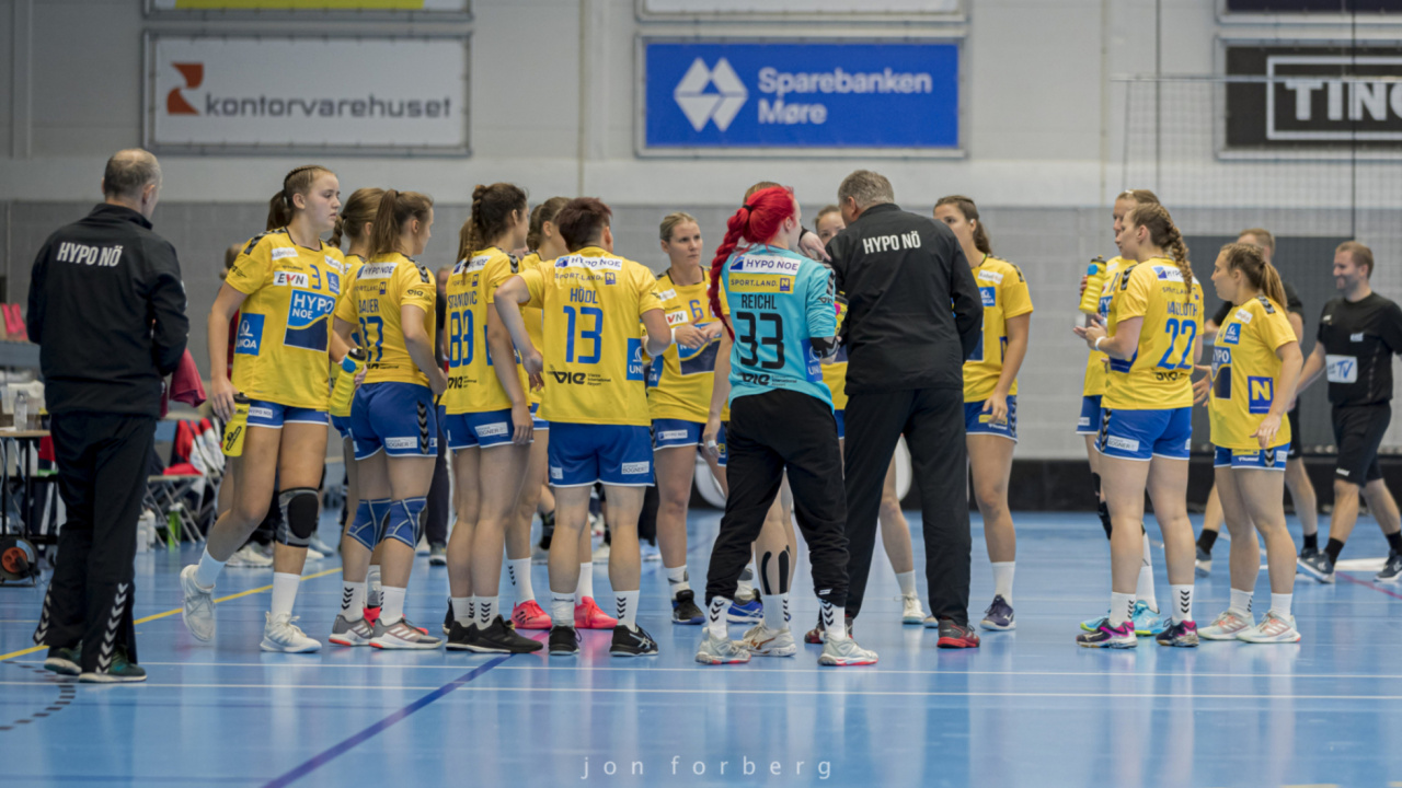 MOLDE - HYPO-9739.jpg-Handball Hypo NÖ