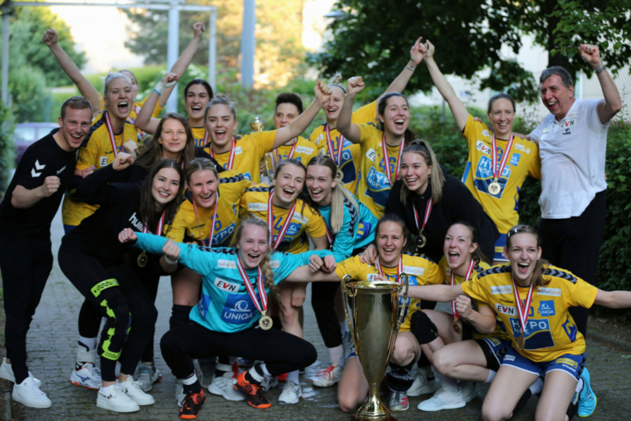 9-KYh2WQ.jpeg-Handball Hypo NÖ
