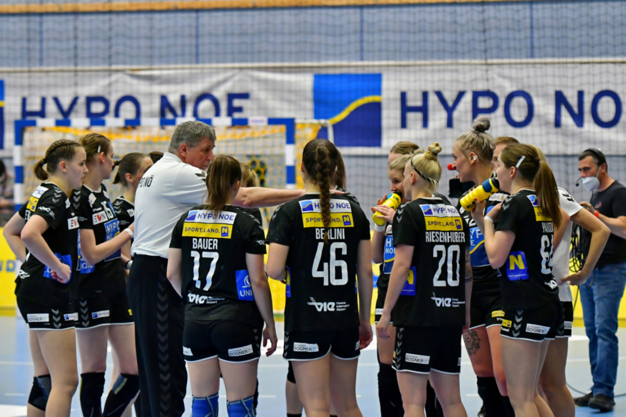 0064235_hypo-vs-atzgersd_51169044162_o.jpg-Handball Hypo NÖ