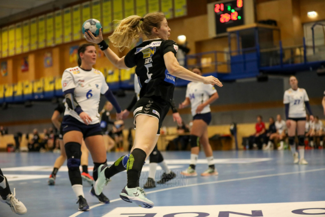 HYwOvcrg.jpeg-Handball Hypo NÖ