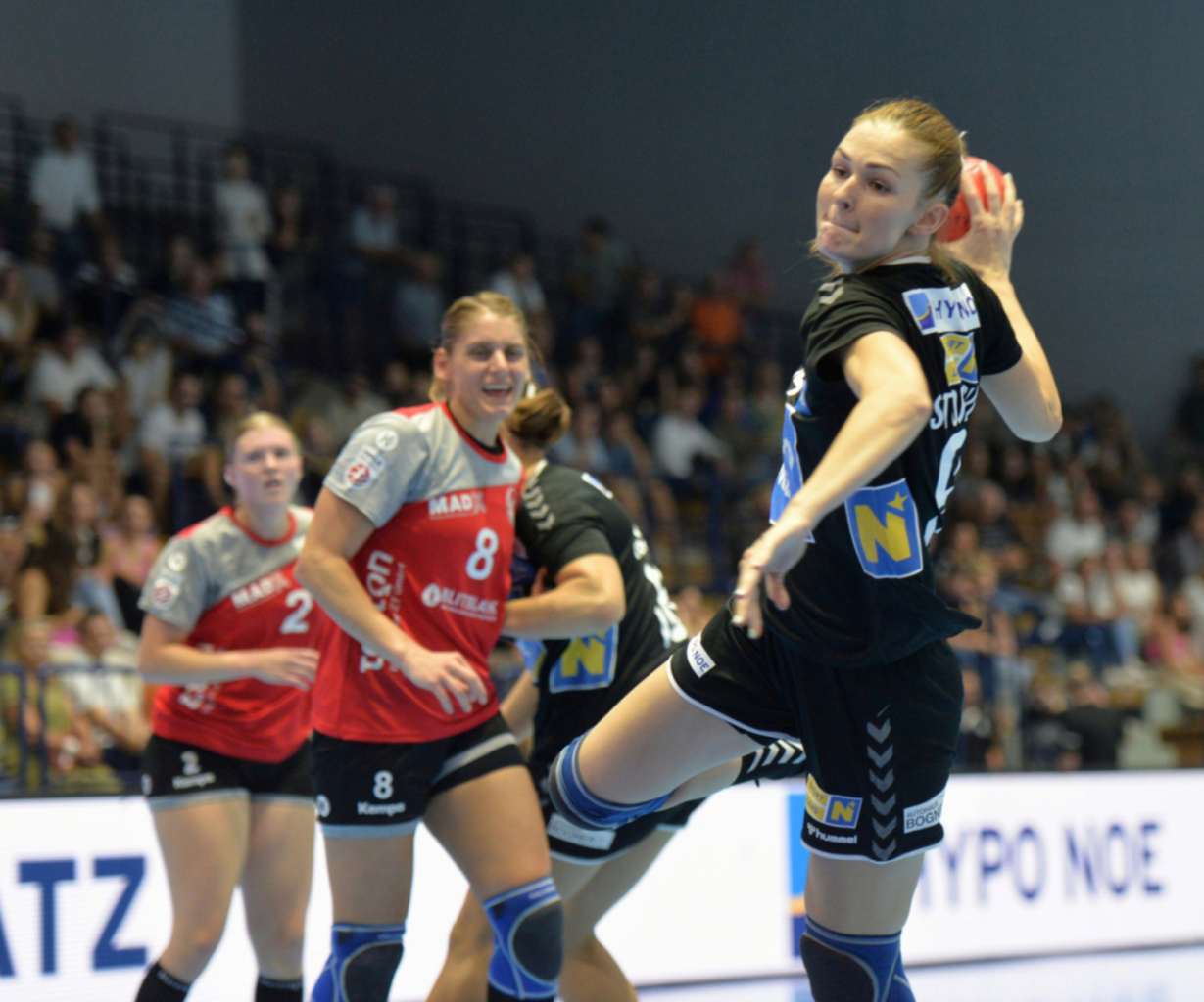 2022-08-27-supercup-hypo-n-vs-wat-atzgersdorf--thomas-bobens_52315804794_o.jpg-Handball Hypo NÖ