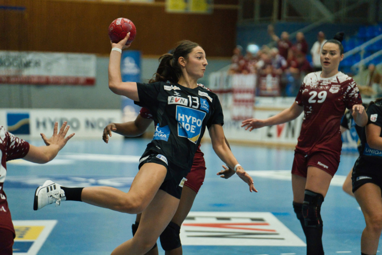 HYPO Handball_27.09.2025_(C) Christina Plank (25).jpg-Handball Hypo NÖ